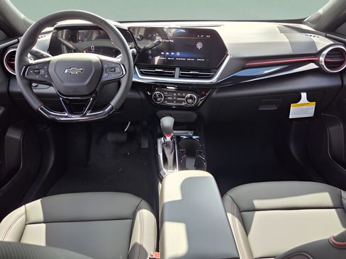 New 2026 Chevrolet Trax RS w/ Sunroof Package FWD image 12