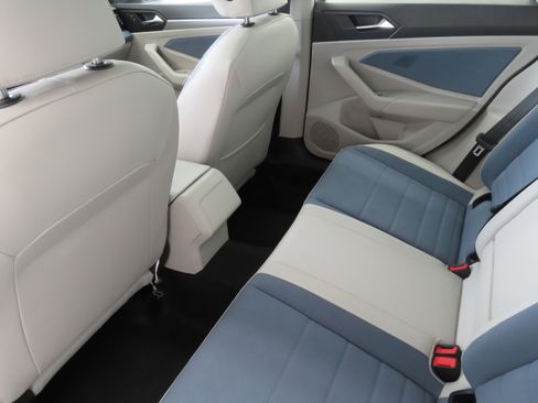 New 2025 Volkswagen Jetta SE image 23