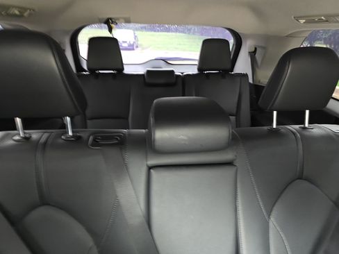 Used 2024 Toyota Grand Highlander Limited image 21