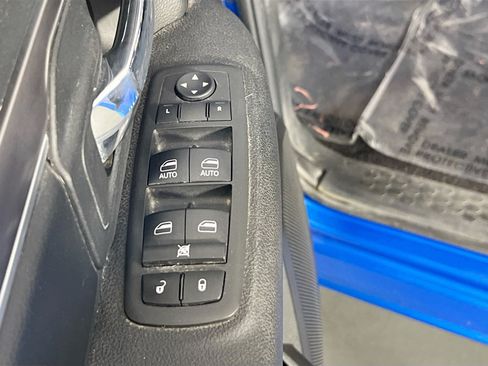 Used 2022 RAM 1500 Classic Warlock AWD/4WD image 17
