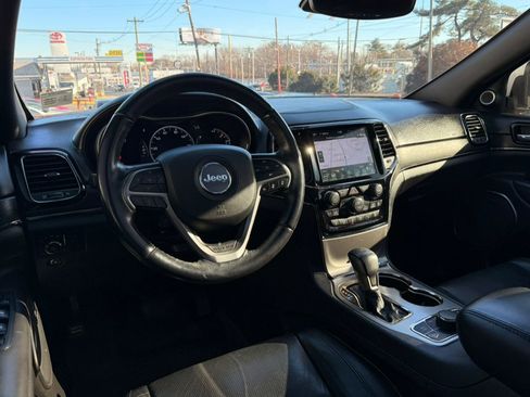 Used 2020 Jeep Grand Cherokee High Altitude image 28