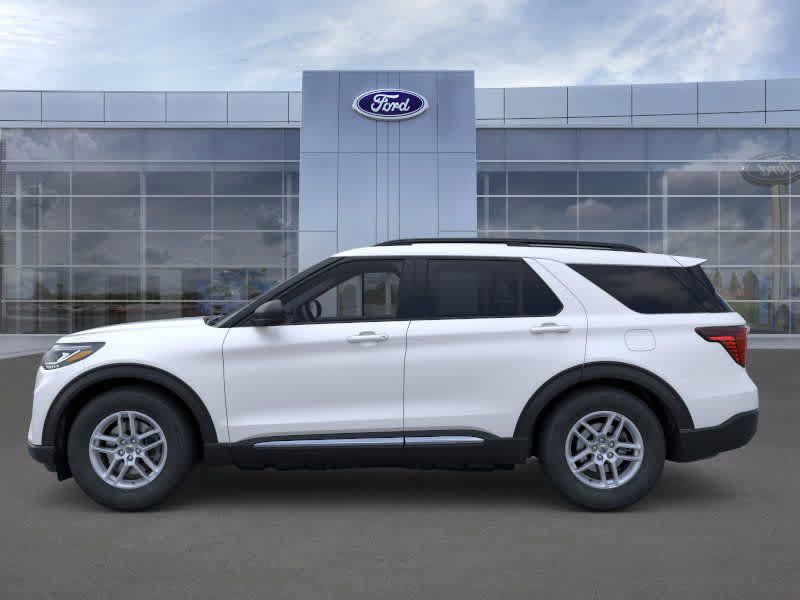 Used 2025 Ford Explorer Active w/ Active Comfort Package RWD image 3