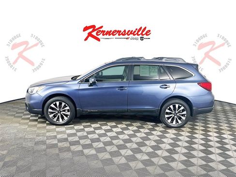 Used 2015 Subaru Outback 2.5i Limited image 4