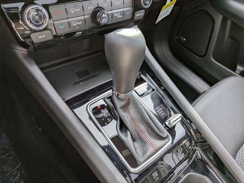 New 2026 Jeep Compass Trailhawk w/ Sun, Sound & Navigation Group image 16