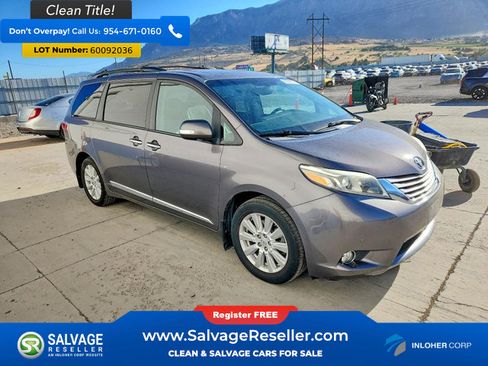 Used 2017 Toyota Sienna Limited AWD/4WD image 5