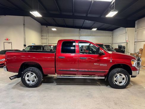 Used 2006 Dodge Ram 3500 Truck SLT w/ Quad Cab Big Horn Value Group image 5