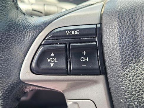Used 2010 Honda Accord EX-L image 10
