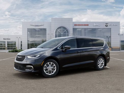 New 2026 Chrysler Pacifica Select AWD/4WD image 2