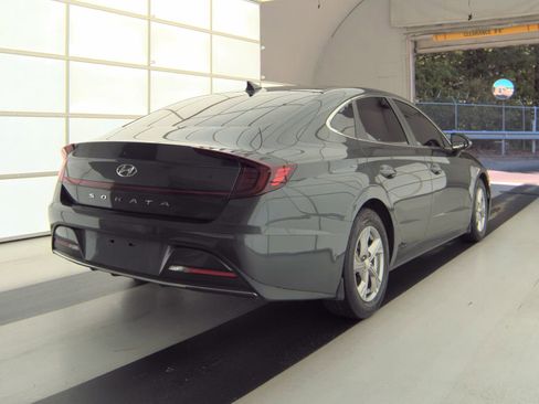 Used 2023 Hyundai Sonata SE FWD image 4