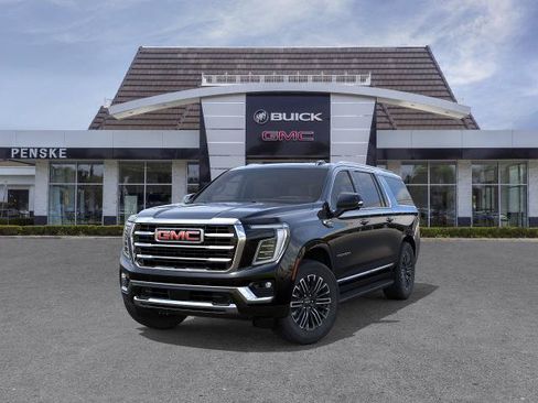 New 2026 GMC Yukon XL Elevation w/ Elevation Premium Package RWD image 8