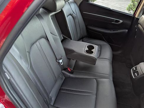 Certified 2024 Hyundai Sonata Limited FWD image 17