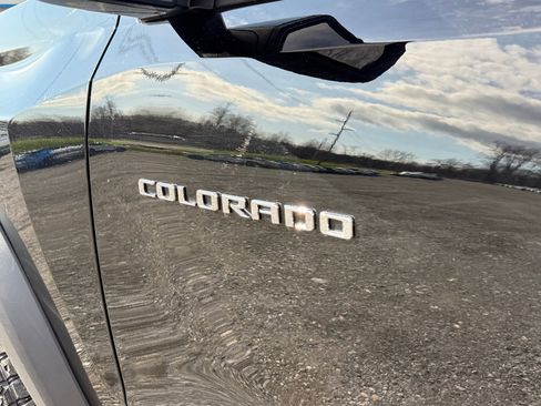 Used 2023 Chevrolet Colorado Trail Boss w/ Advanced Trailering Package image 8
