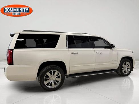 Used 2018 Chevrolet Suburban Premier AWD/4WD image 8