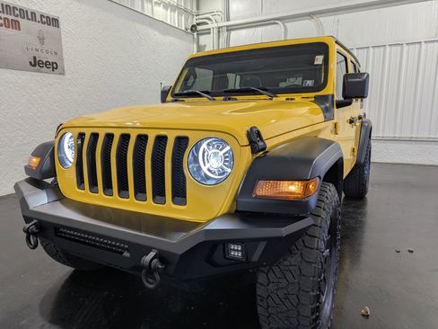 Used 2019 Jeep Wrangler Unlimited Sport S image 3