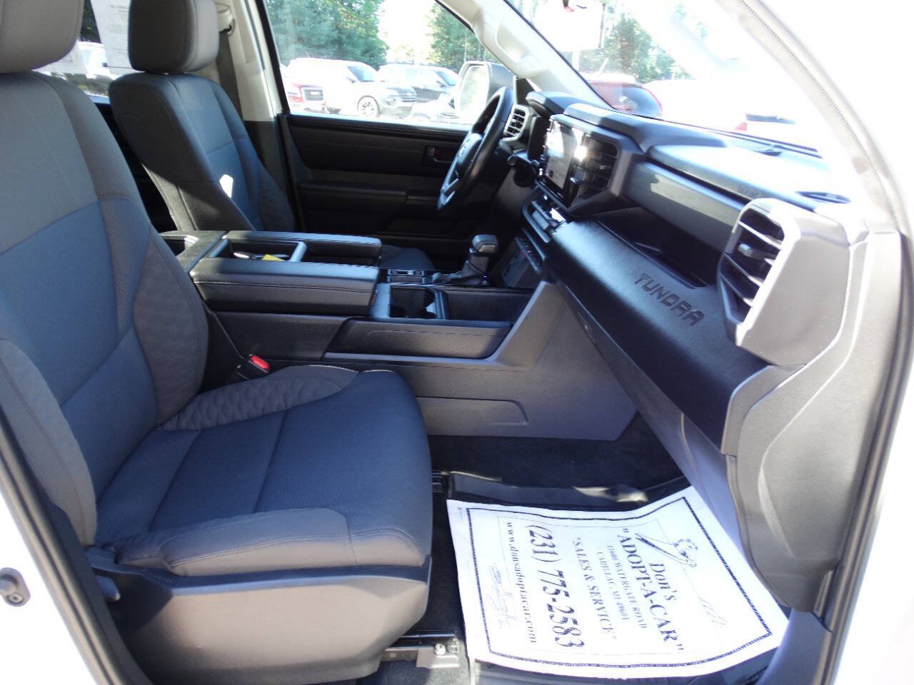 Used 2022 Toyota Tundra 4x4 CrewMax SR image 37