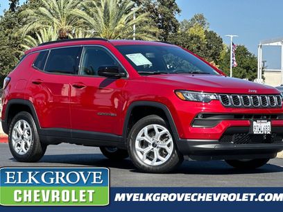 Used 2025 Jeep Compass Latitude w/ Sun and Sound Group