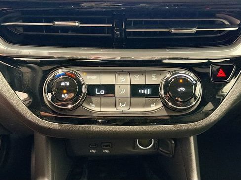 New 2026 Buick Envista Sport Touring w/ Convenience I Package FWD image 14