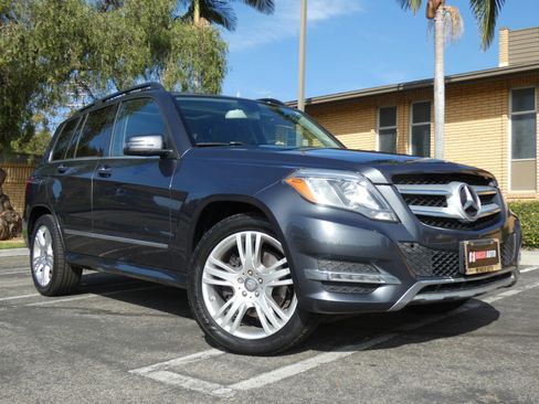 Used 2015 Mercedes-Benz GLK 350 2WD image 5