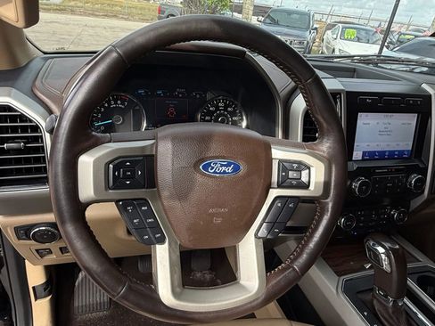 Used 2020 Ford F150 Lariat image 26