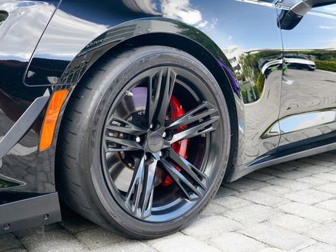 Used 2018 Chevrolet Camaro ZL1 RWD image 45