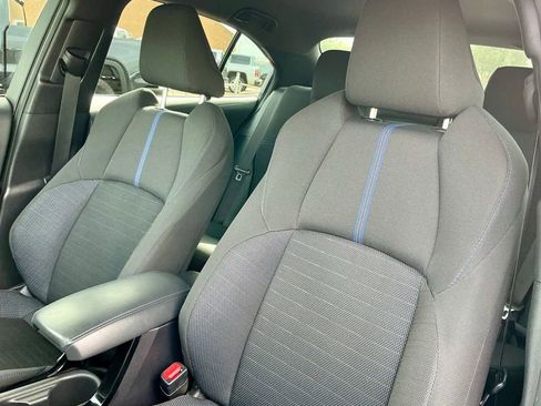 Used 2022 Toyota Corolla SE FWD image 36