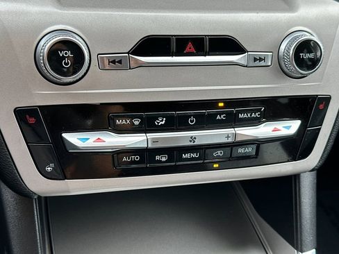 Certified 2023 Ford Explorer XLT w/ Equipment Group 202A image 21