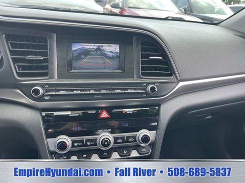 Used 2020 Hyundai Elantra SE w/ Cargo Package (C1) FWD image 26