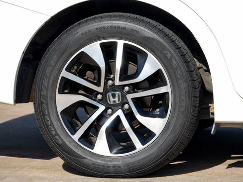 Used 2014 Honda Civic EX image 29