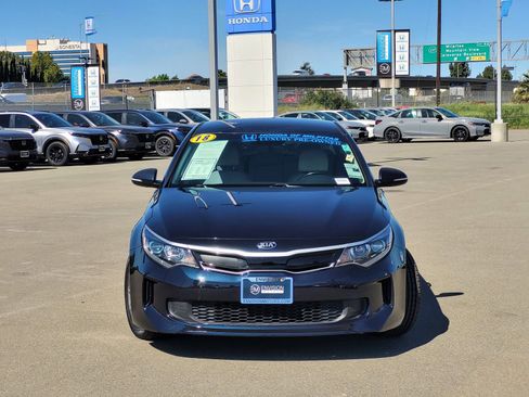 Used 2018 Kia Optima EX image 2