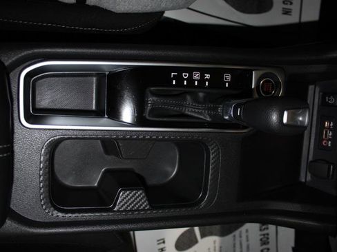 Used 2024 Nissan Sentra SV image 23