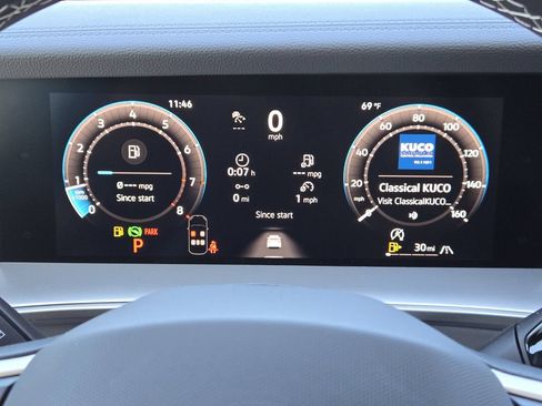 New 2026 Volkswagen Tiguan SE AWD/4WD image 12