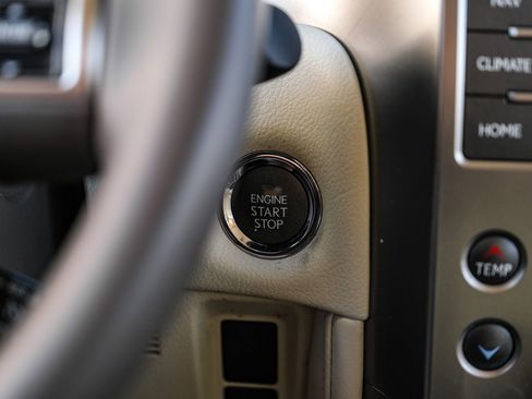 Used 2015 Lexus GX 460 w/ Premium Package image 20