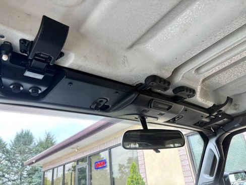 Used 2020 Jeep Wrangler Unlimited Sport S AWD/4WD image 25