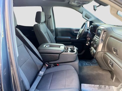 Used 2021 Chevrolet Silverado 1500 Custom Trail Boss w/ LPO, Dark Essentials Package image 27