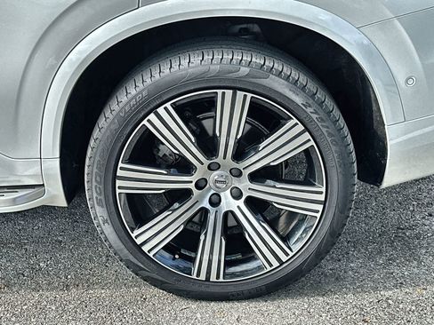 Used 2022 Volvo XC90 T8 Inscription image 8