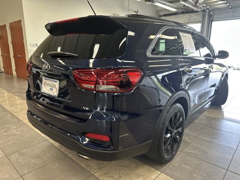 Used 2020 Kia Sorento S FWD image 13