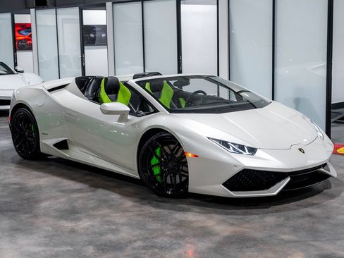 Used 2016 Lamborghini Huracan LP 610-4 AWD/4WD image 6