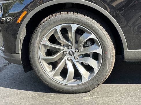 New 2026 Lincoln Aviator AWD image 26