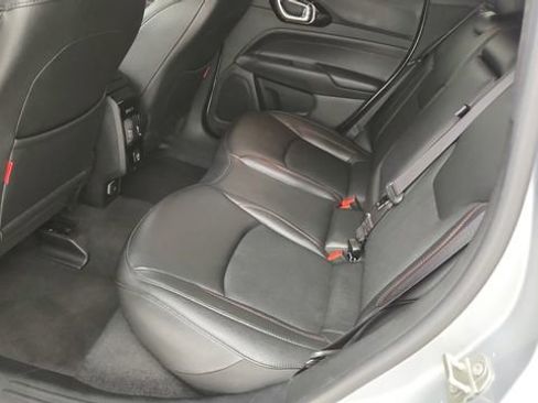 Used 2024 Jeep Compass Trailhawk image 16