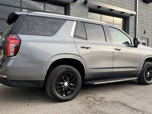 Used 2021 Chevrolet Tahoe LT w/ Luxury Package image 9