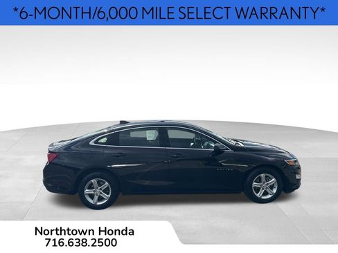 Used 2022 Chevrolet Malibu LS image 3