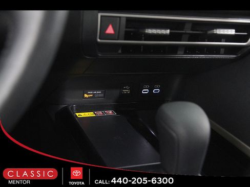 Certified 2025 Toyota Camry LE w/ Convenience Package AWD/4WD image 15