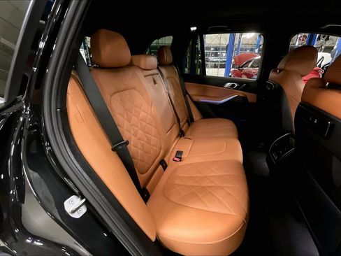 Certified 2023 BMW X5 xDrive40i w/ Premium Package image 19