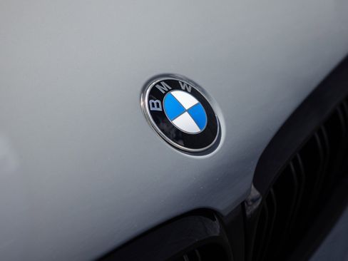 Used 2019 BMW M5 w/ Executive Package image 12