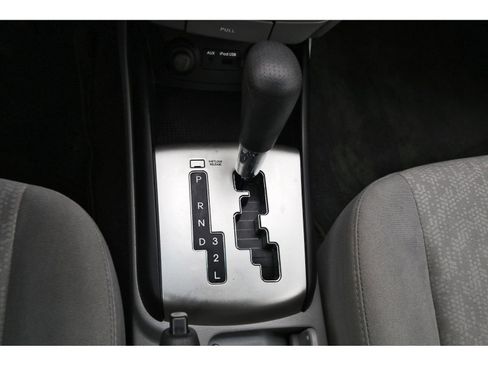 Used 2010 Hyundai Elantra GLS image 26