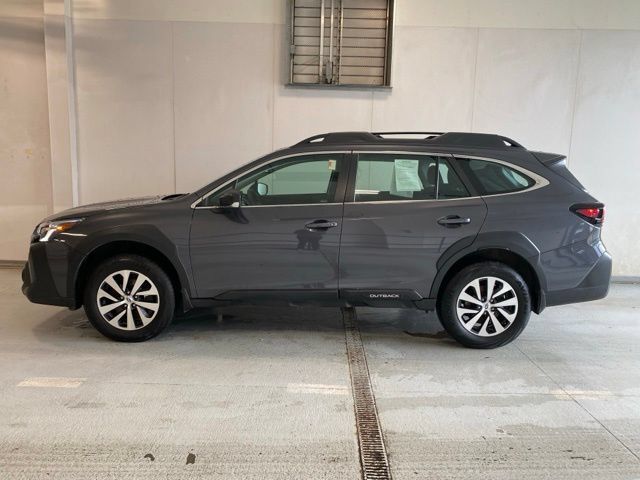 Certified 2024 Subaru Outback AWD/4WD image 9