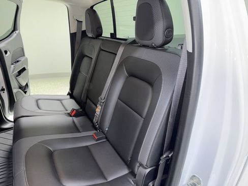 Used 2022 GMC Canyon AT4 w/ Driver Alert Package image 28