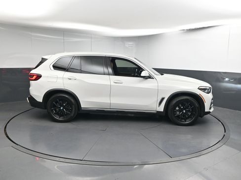 Used 2023 BMW X5 xDrive40i w/ Premium Package image 23