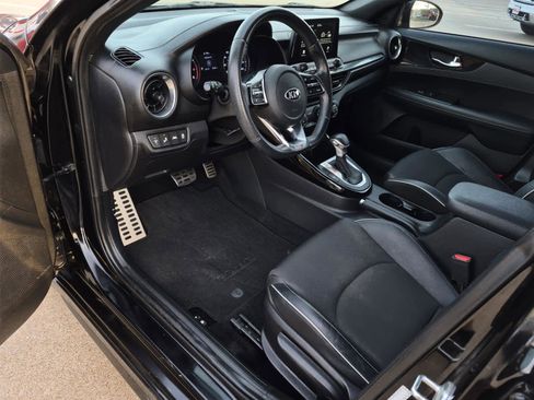 Used 2020 Kia Forte GT-Line w/ GT-Line Premium Package image 11