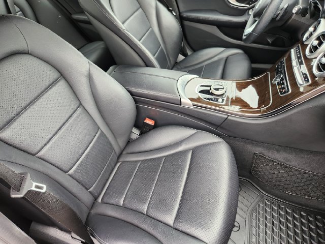 Used 2018 Mercedes-Benz C 300 4MATIC Sedan image 13